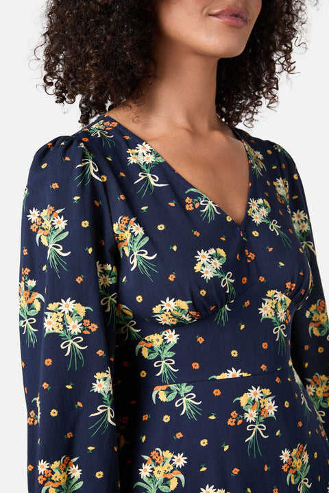 Lucia Kleid mit Blumenmuster und Ärmeln-1